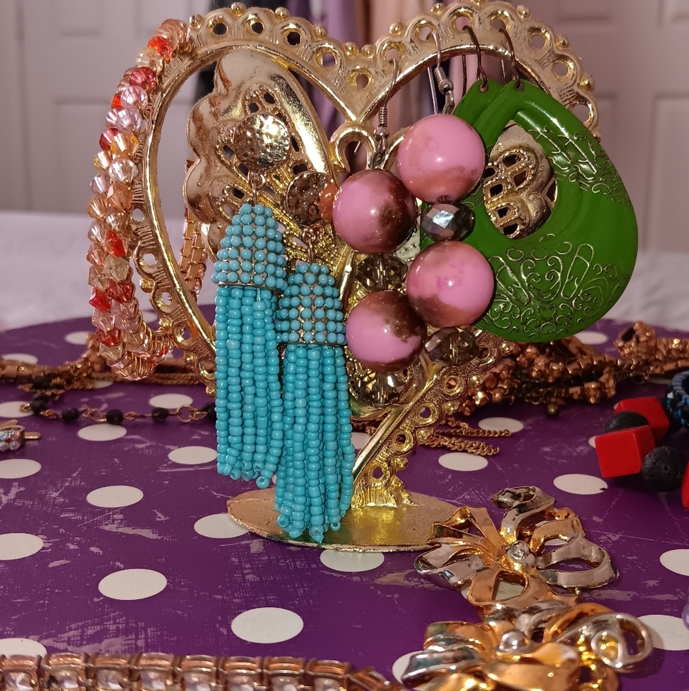 Jewelry Bundle - Picture 5 of 16